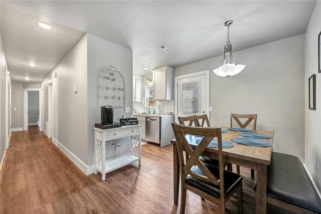 Villa House Of Charm! Bike Trails & New Walmart Hq Bentonville Esterno foto